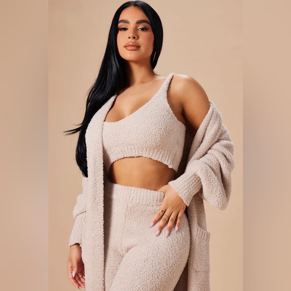 FashionNova 3-piece legging set - Picture 3 of 10